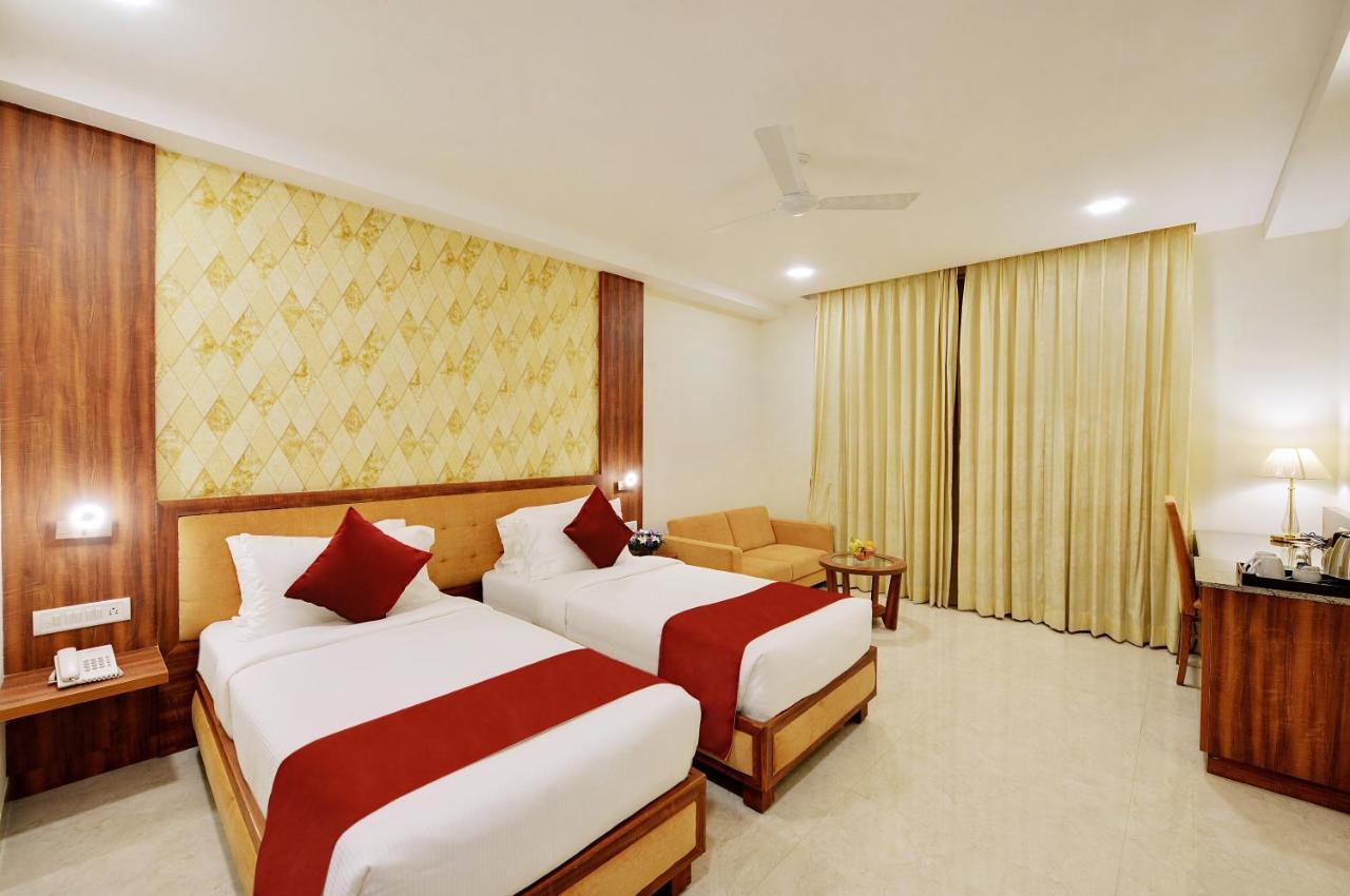 La Sara Gateway Hotel Bangalore Buitenkant foto