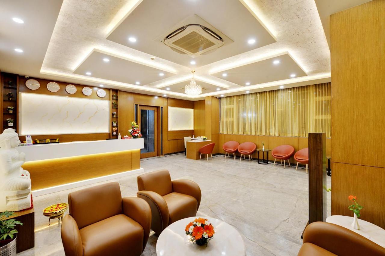 La Sara Gateway Hotel Bangalore Buitenkant foto