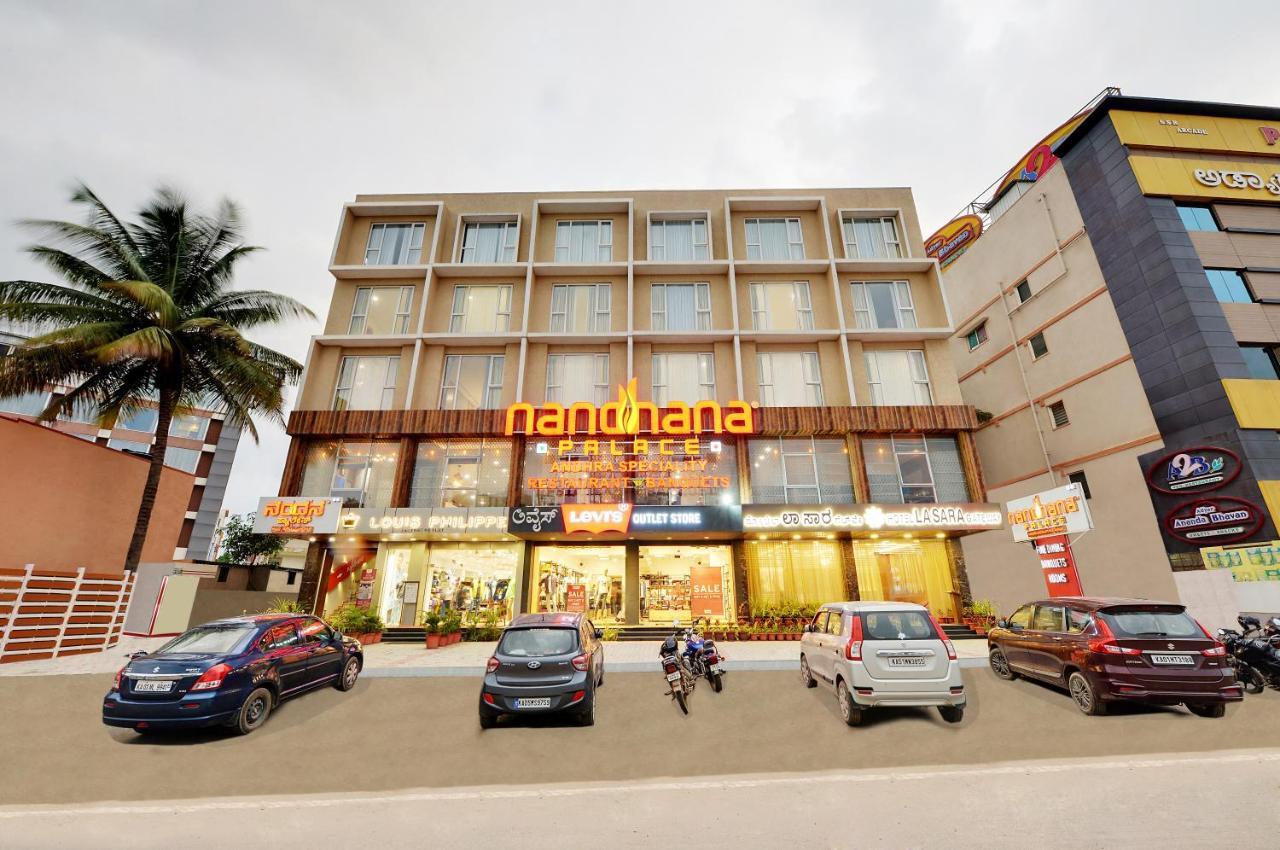La Sara Gateway Hotel Bangalore Buitenkant foto