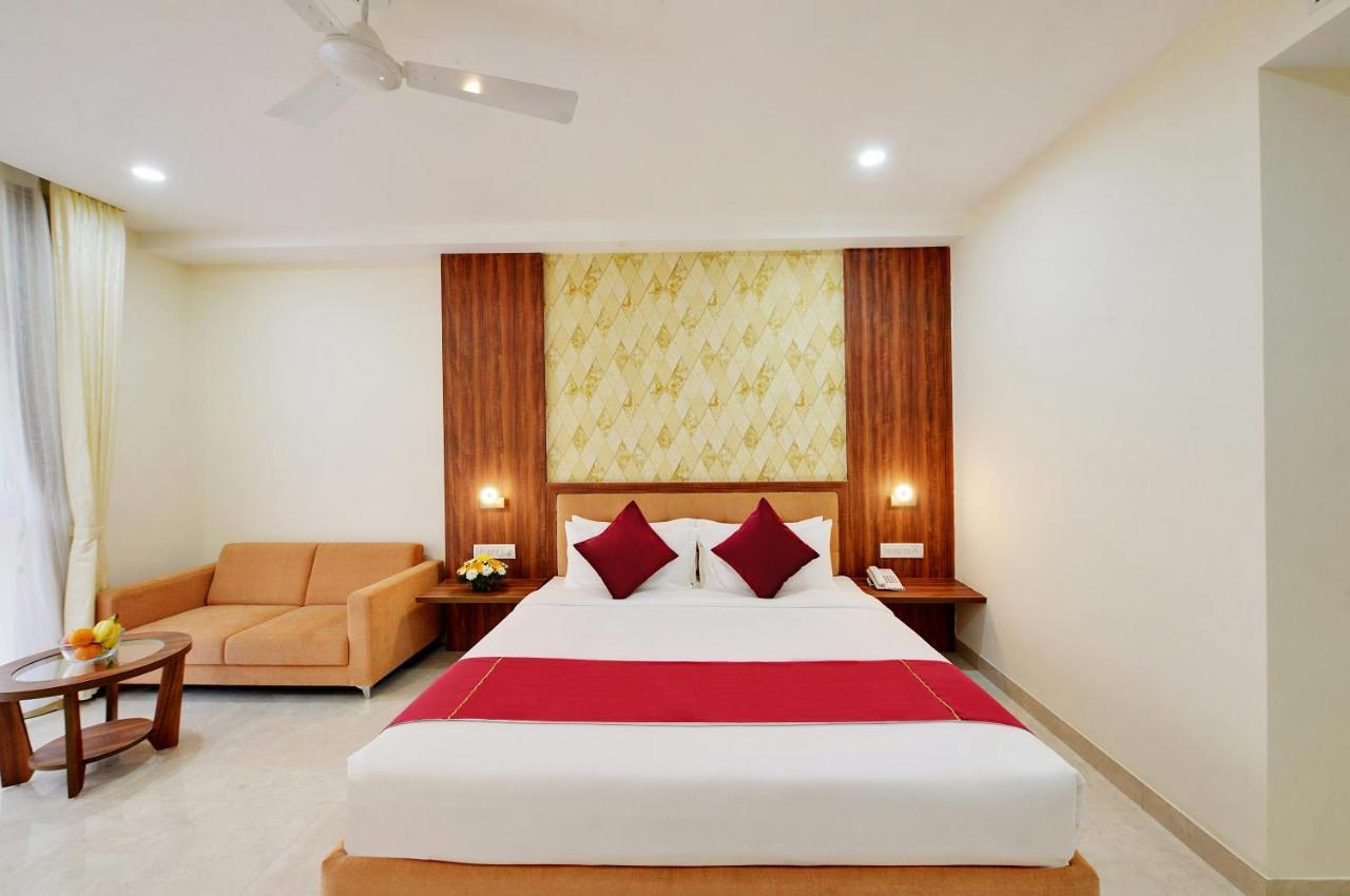La Sara Gateway Hotel Bangalore Buitenkant foto