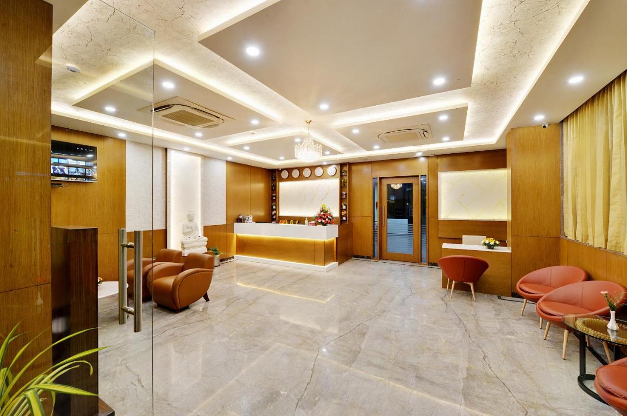 La Sara Gateway Hotel Bangalore Buitenkant foto
