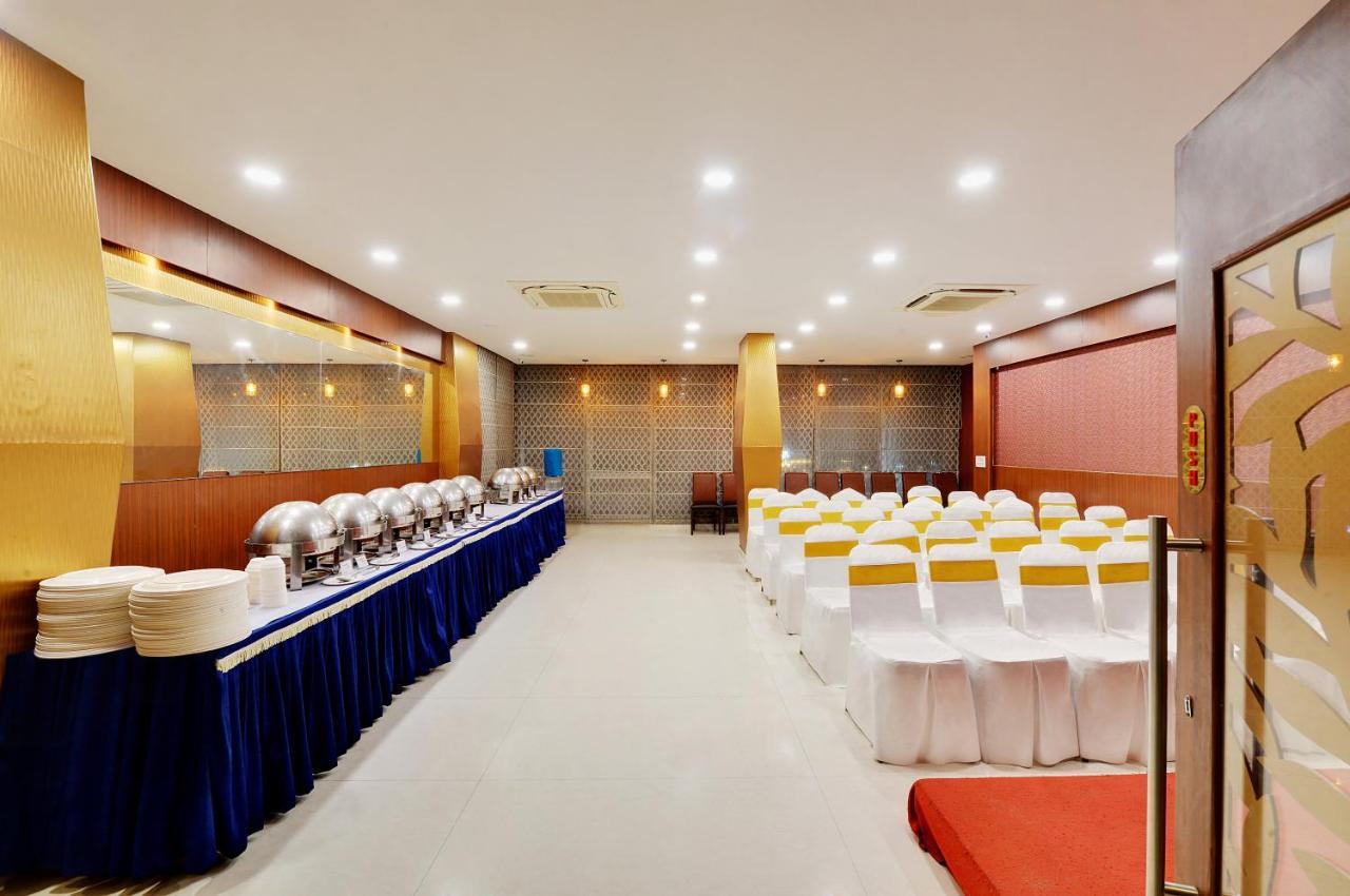 La Sara Gateway Hotel Bangalore Buitenkant foto