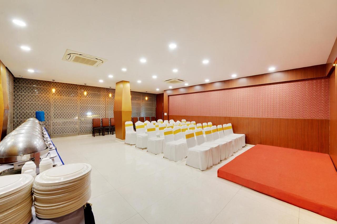 La Sara Gateway Hotel Bangalore Buitenkant foto