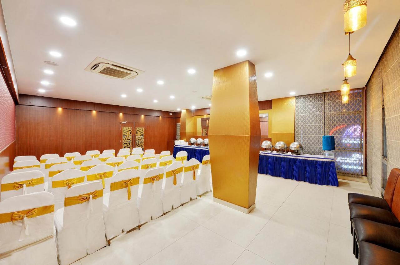 La Sara Gateway Hotel Bangalore Buitenkant foto
